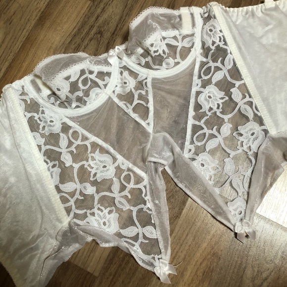 Corset Lingerie Bustier Top All Removable Straps - Picture 7 of 9